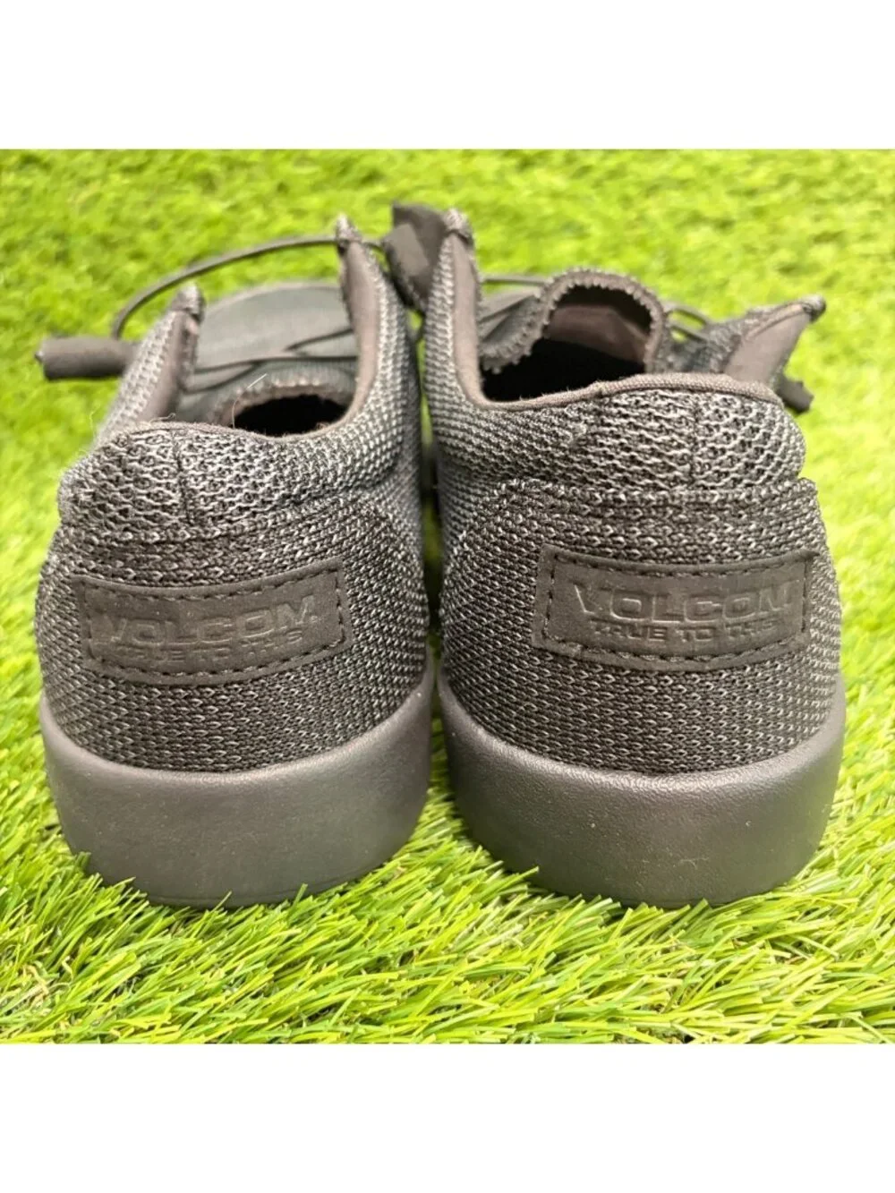 Volcom Chill Womens Size 7.5W Black Gray Composite Toe Safety Work Slip-On Shoes